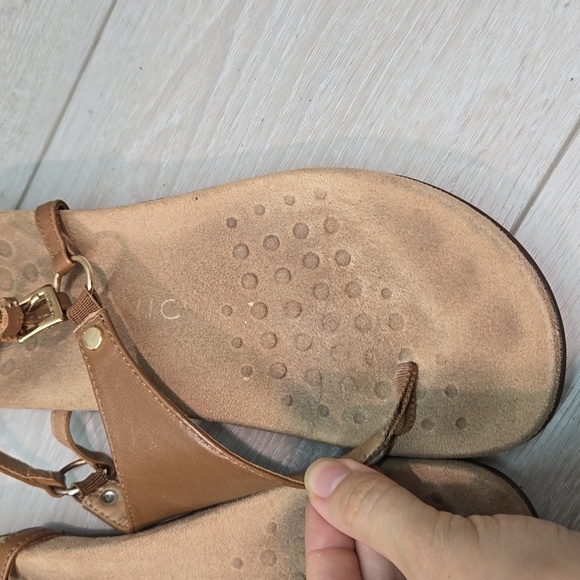 Vionic Women Kirra T strap Thong Leather Sandals Flats shoes sz 7 - Picture 10 of 11